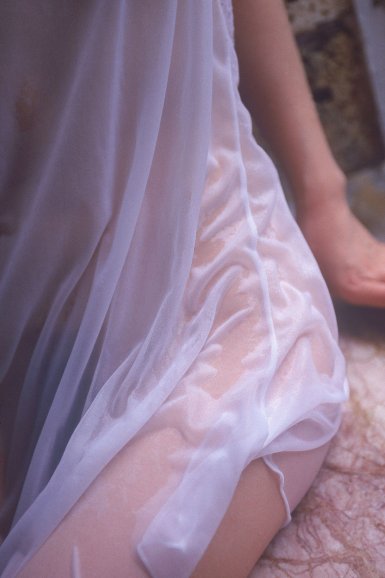 “PG电子”英国女王公开招茶博士记者冒名获聘(图3) PG电子